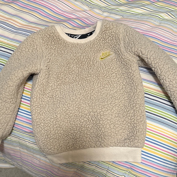 Nike Other - Nike Tan Sherpa Pullover